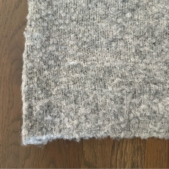 NWT Compañía Fantástica Ban.do Heart Button Boucle Cardigan in Grey Size Small - Picture 5 of 7